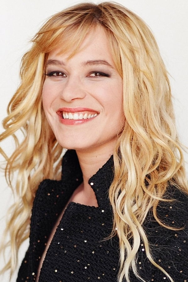 Franka Potente Profile